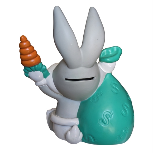 1996 Baby Bugs Bunny with Carrot and Six Flags Money Bag Piggy Bank with Stopper - Picture 7 of 13
